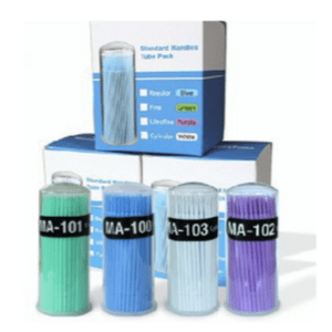 Microbrush pour mélanger le pigment et faire des tests de couleur sur la peau